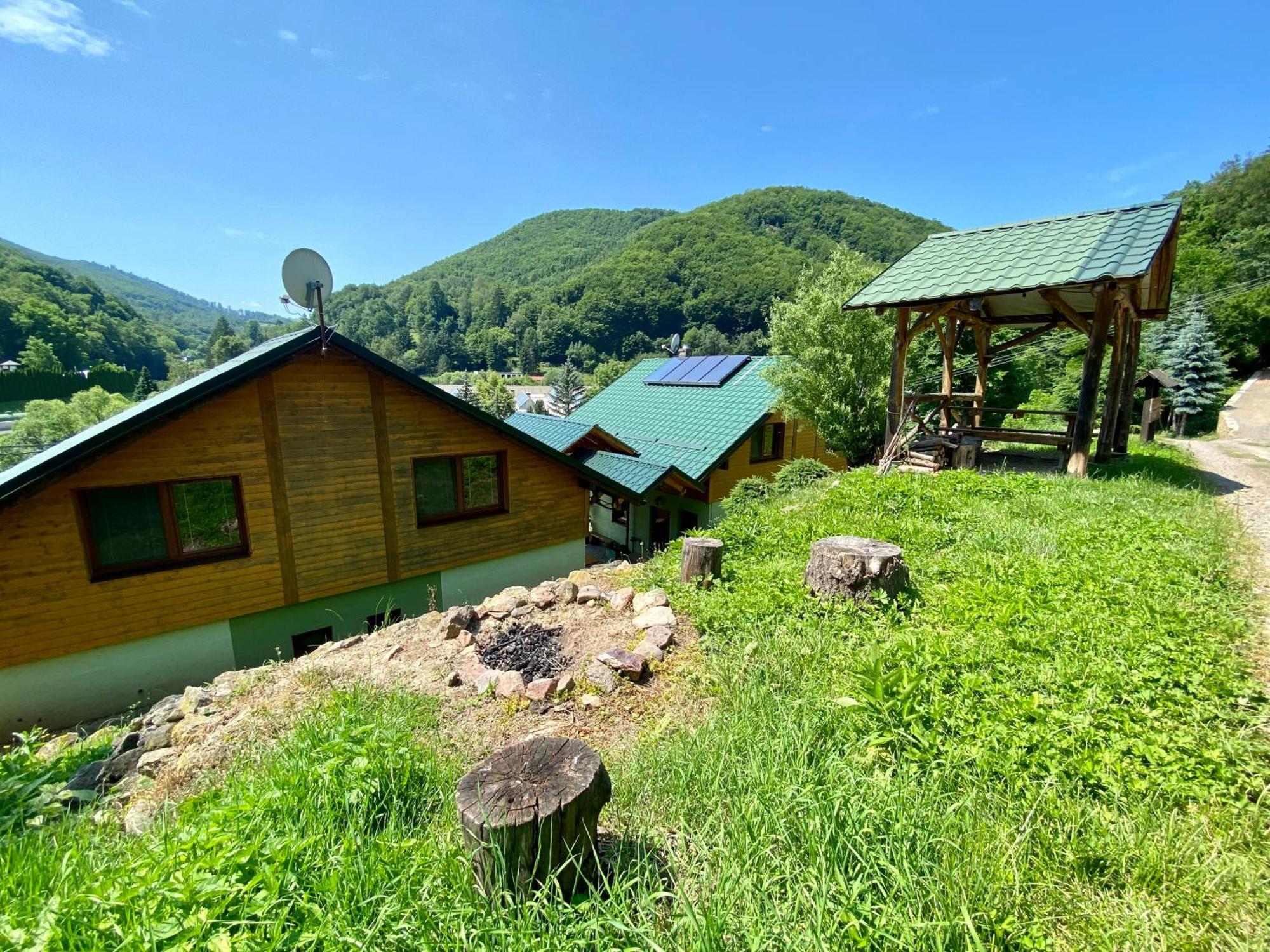 Apartmany Alma Vyhne Exteriör bild